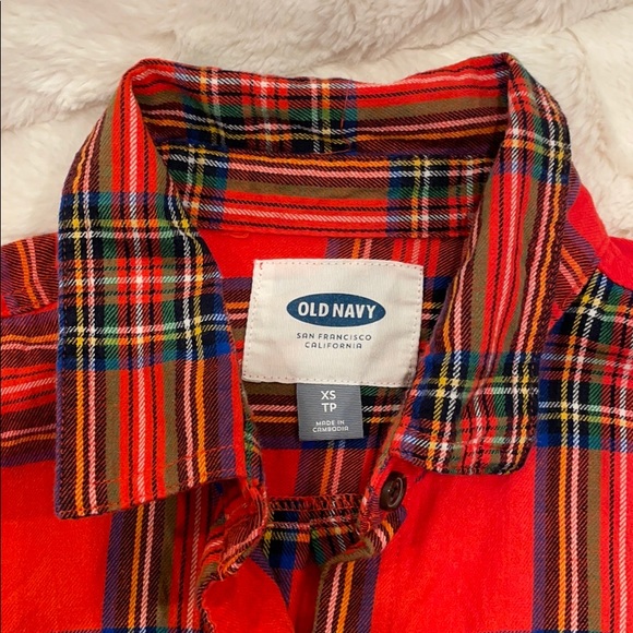 🟡 Old Navy button down - Picture 3 of 5